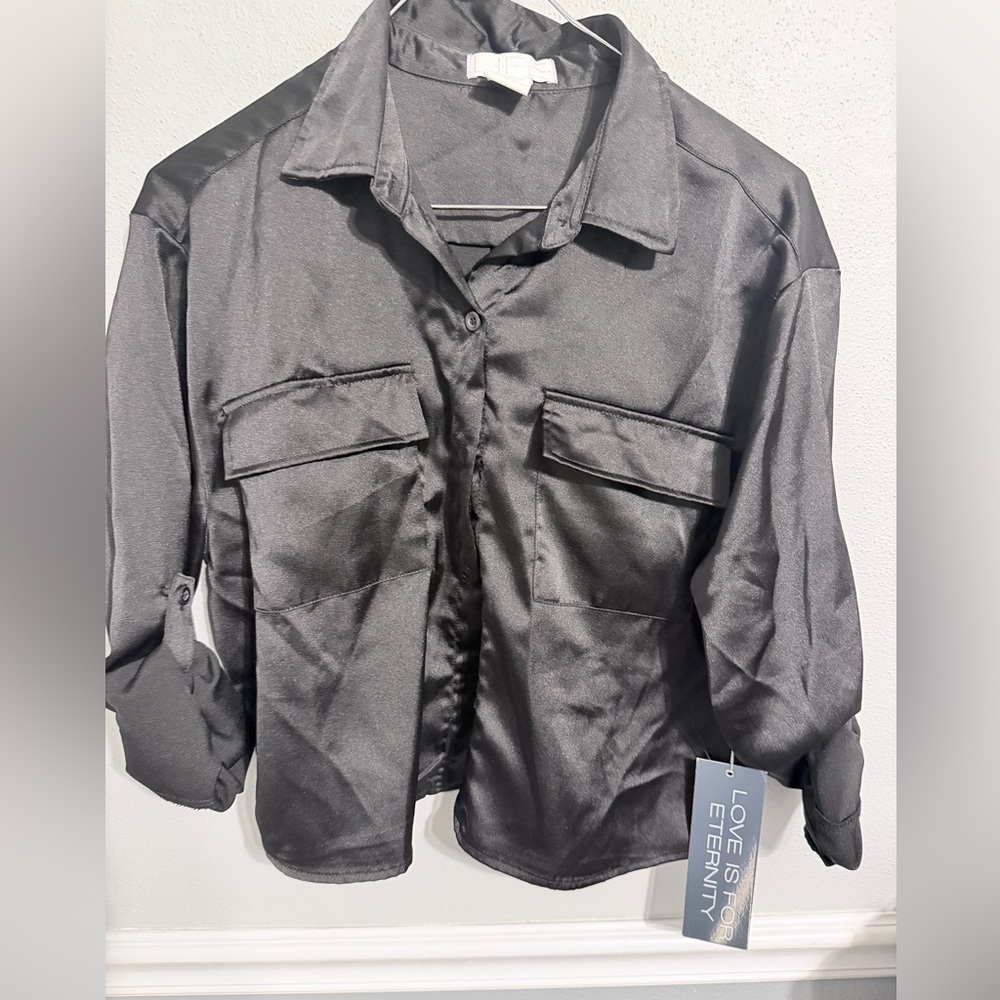 L.I.F.E love‎ is for eternity satin utility cropped blouse M NWT